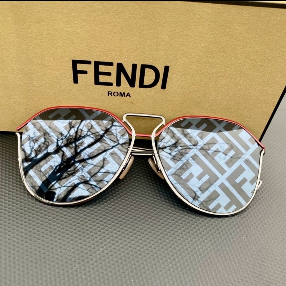 FENDI 60 Aviator Sunglasses - Picture 5 of 8